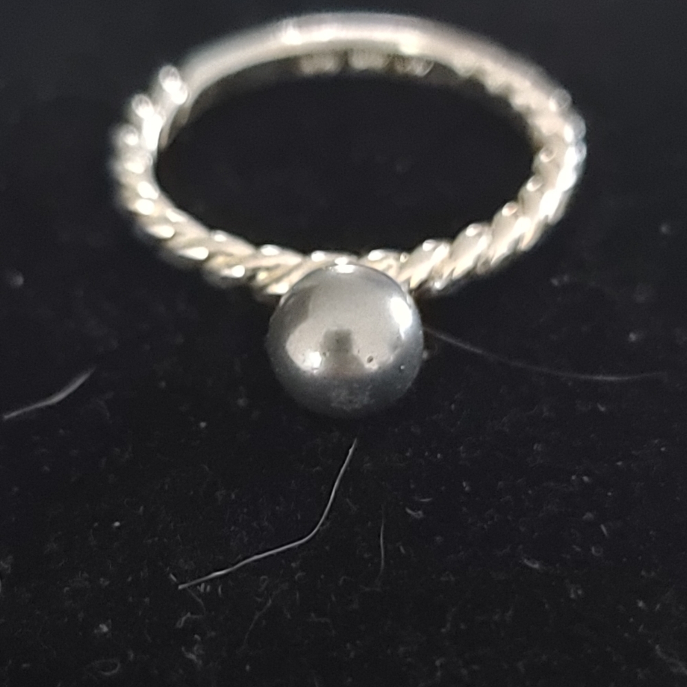 Pearl Ring - Picture 4 of 7